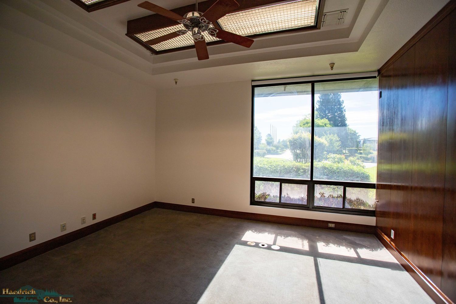 5800 Airport Road - Executive Offices